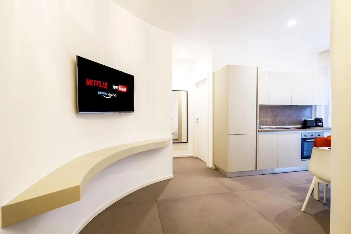 公寓 Duomo Centrale Stylish Double Suite Near Metro 米兰 意大利