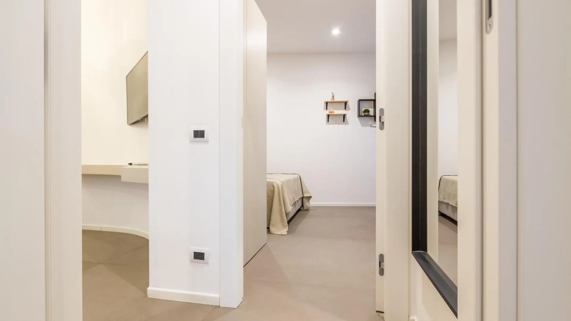 Duomo Centrale Stylish Double Suite Near Metro 米兰